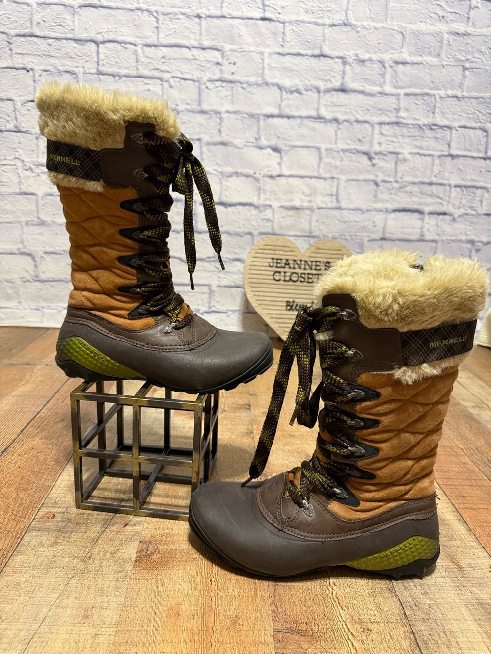 Merrell Winterbelle Peak Waterproof Suede Boots Easy full Zip size 7.5